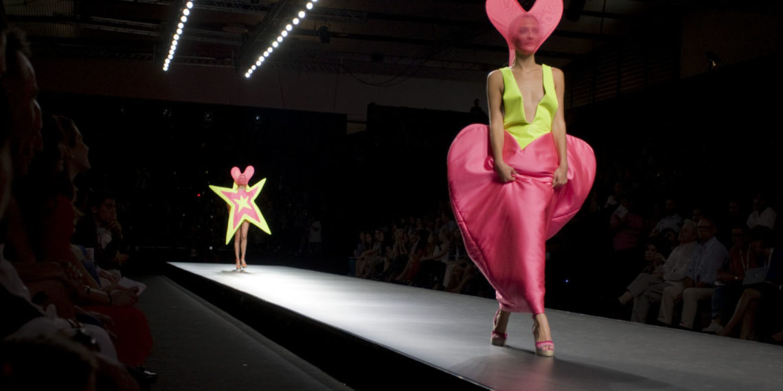 POKAZ MODY – poradnik dla młodego projektanta