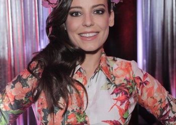 FLOWER – hit wiosennych stylizacji