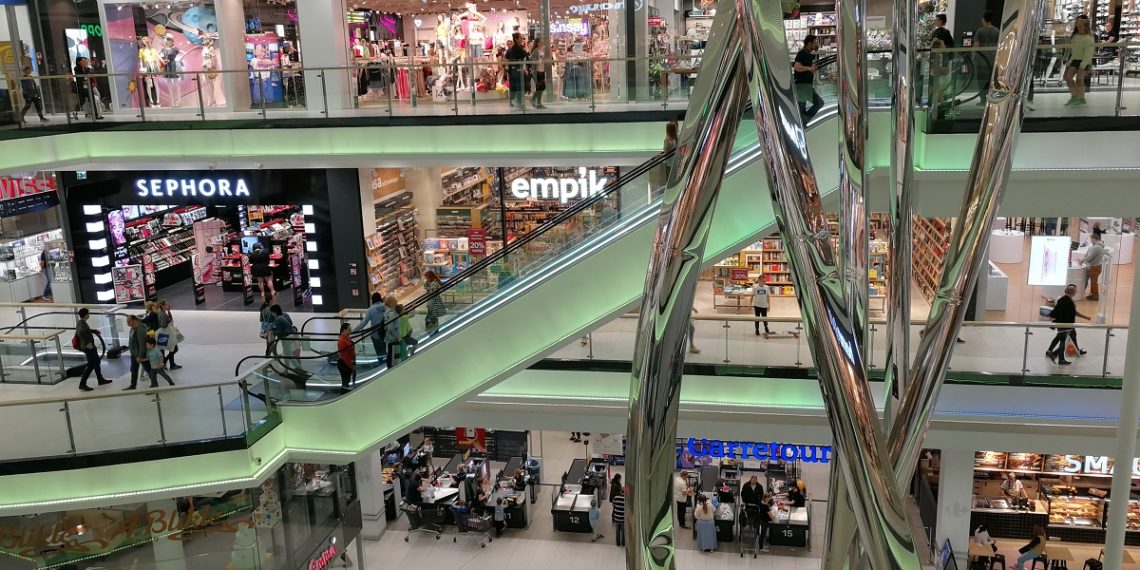 Badanie: Polaków w galeriach handlowych interesują głównie oferty od aptek i kin