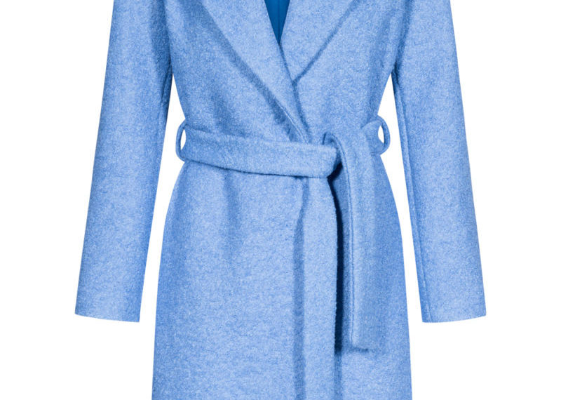 Elegancki granat na wiosnę rozjaśnij różnymi odcieniami niebieskiego. Dobrej zabawy z modą!