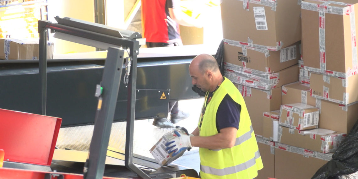 Handel w internecie notuje wzrosty jak w grudniu. W niektórych kategoriach produktów sięgają nawet kilkuset procent