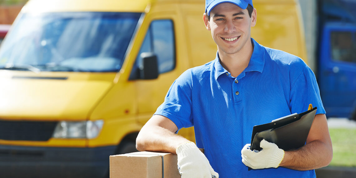 W odpowiedzi na potrzeby klientów Kaufland wprowadza usługi pocztowe we wszystkich sklepach