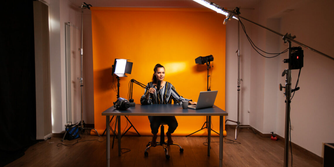 Pandemia zwielokrotniła znaczenie social mediów w reklamie i sprzedaży. Najbardziej zyskują wideo i podcasty