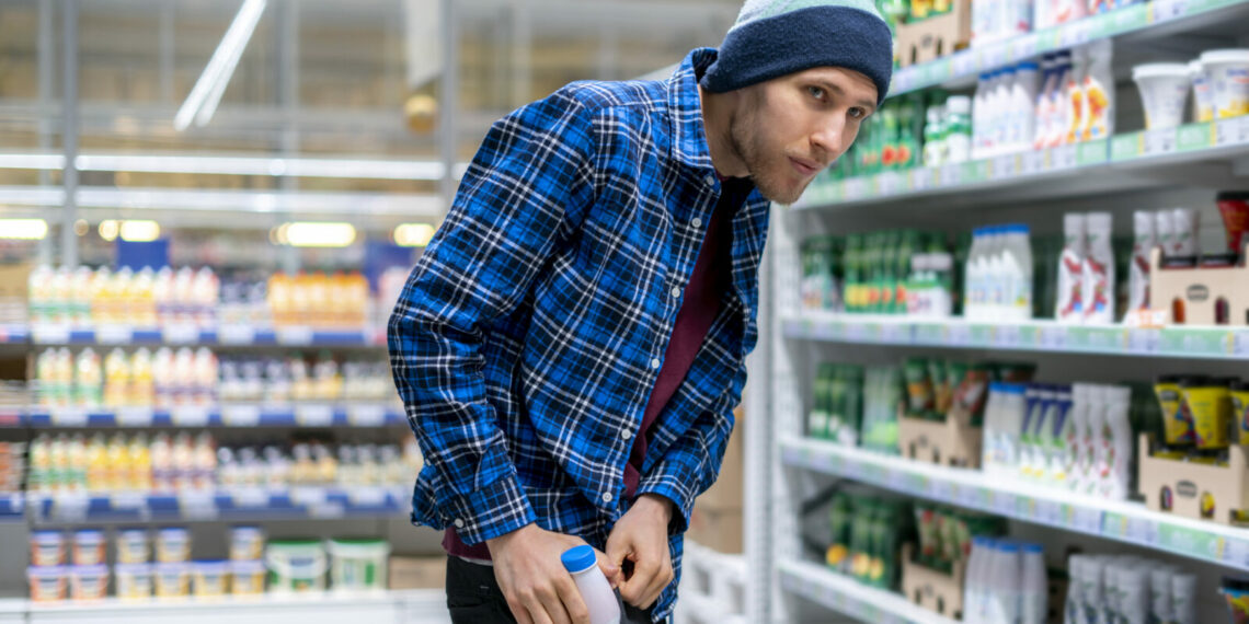 Kradzieże w sklepach detalicznych – to miliardy euro rocznie