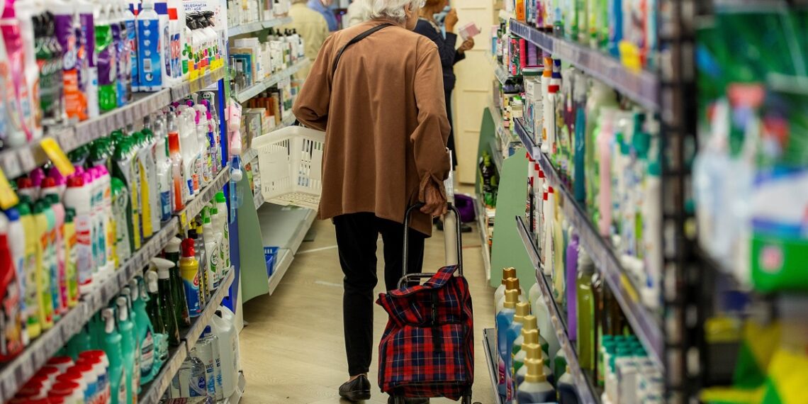 Seniorzy „wywrócą” obecny model handlu. Starzejące się społeczeństwo będzie sporym wyzwaniem dla branży